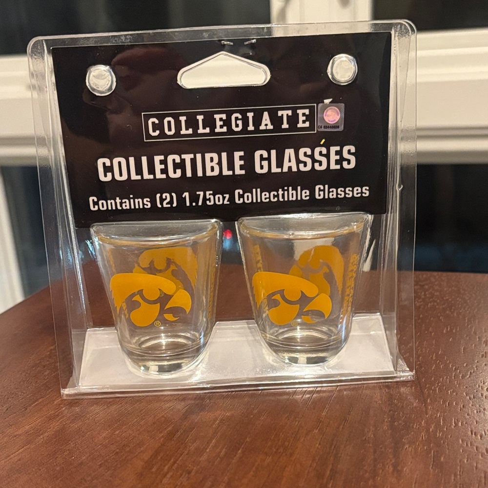 Iowa Hawkeyes Shot Glasses
